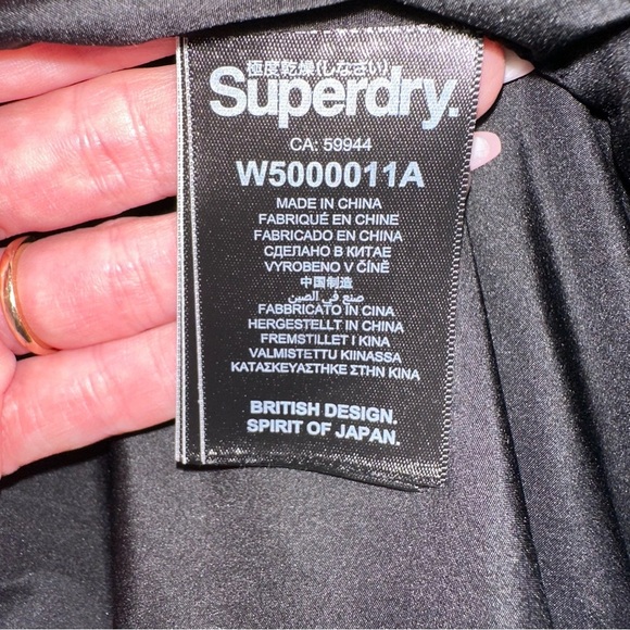 SUPERDRY Astrid Puffer Oversized Jacket with Hood in City Green, Size 6 - Picture 8 of 14